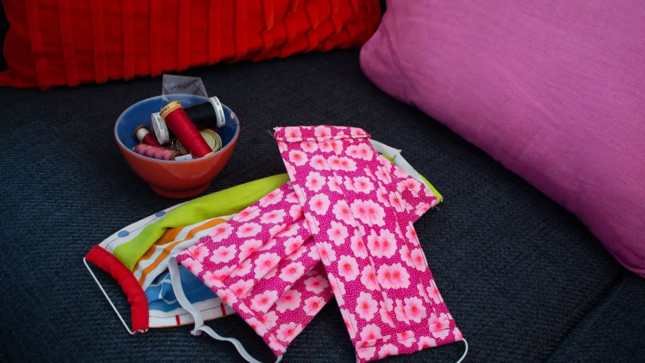 How to Make a Fabric Face Mask Step by Step