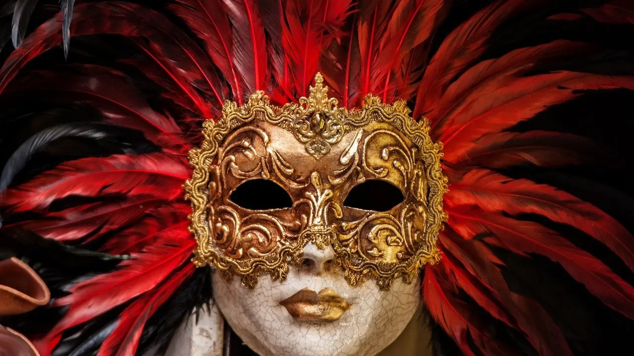 How to Make a Cardboard Mask