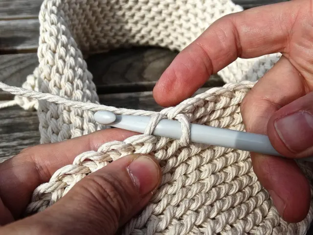 How to Crochet a Face Mask